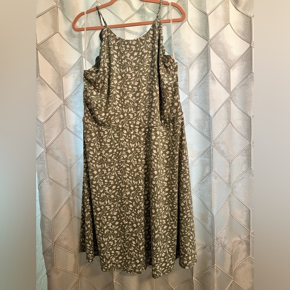 Lot of two 1X floral knit dresses from Stitch Fix (Fortune + Ivy) - Picture 3 of 9